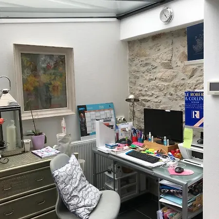 Petite Maison De Charme Dans Quartier Central Residentiel Nantes