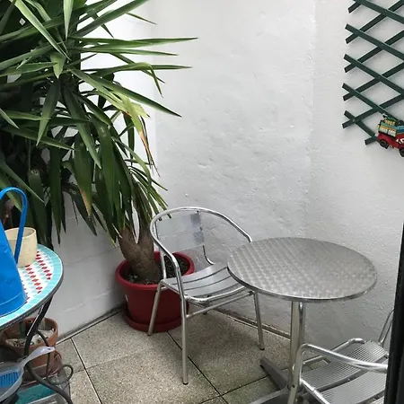 Petite Maison De Charme Dans Quartier Central Residentiel Nantes